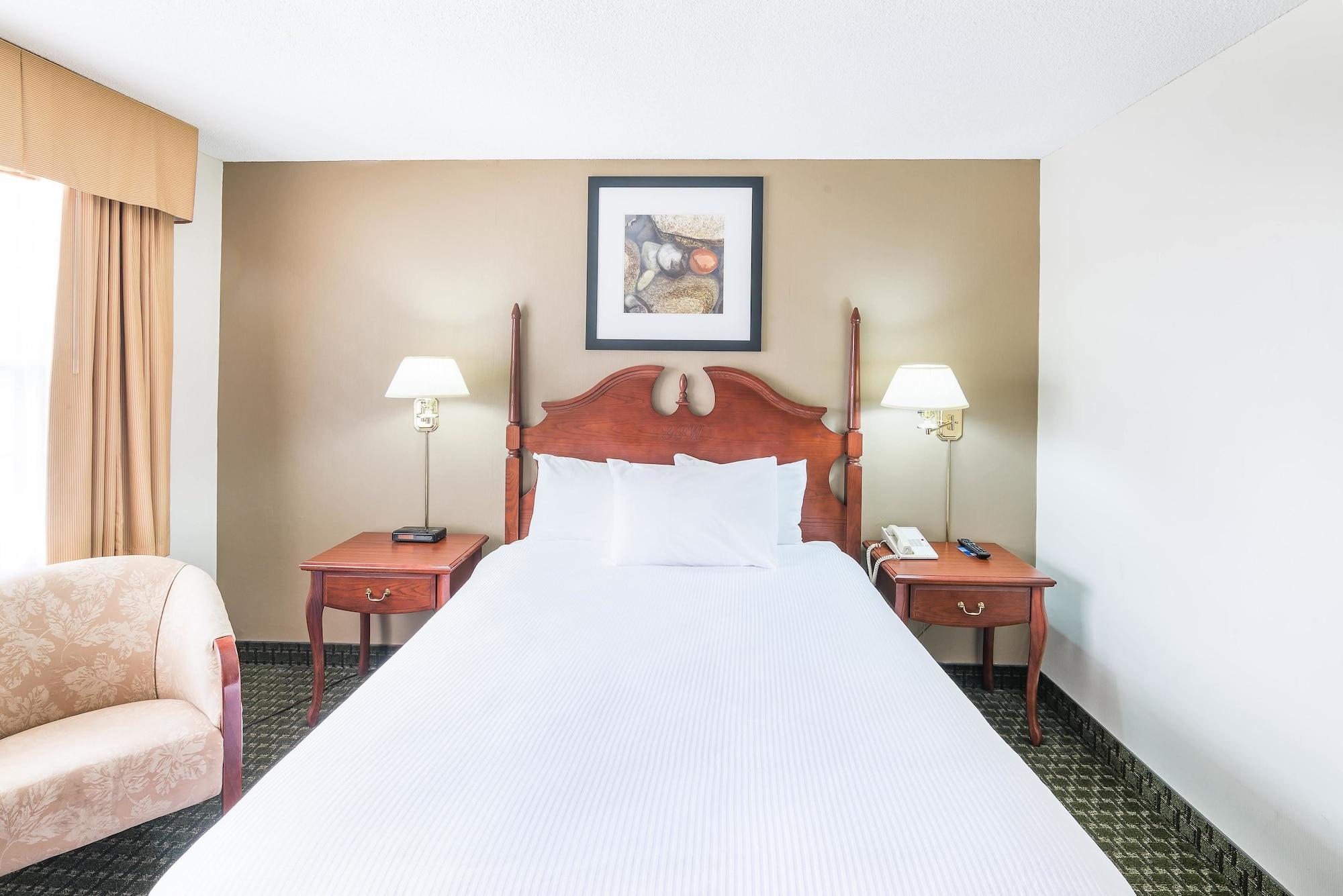 Ramada By Wyndham Thunder Bay Airlane Hotel Ngoại thất bức ảnh