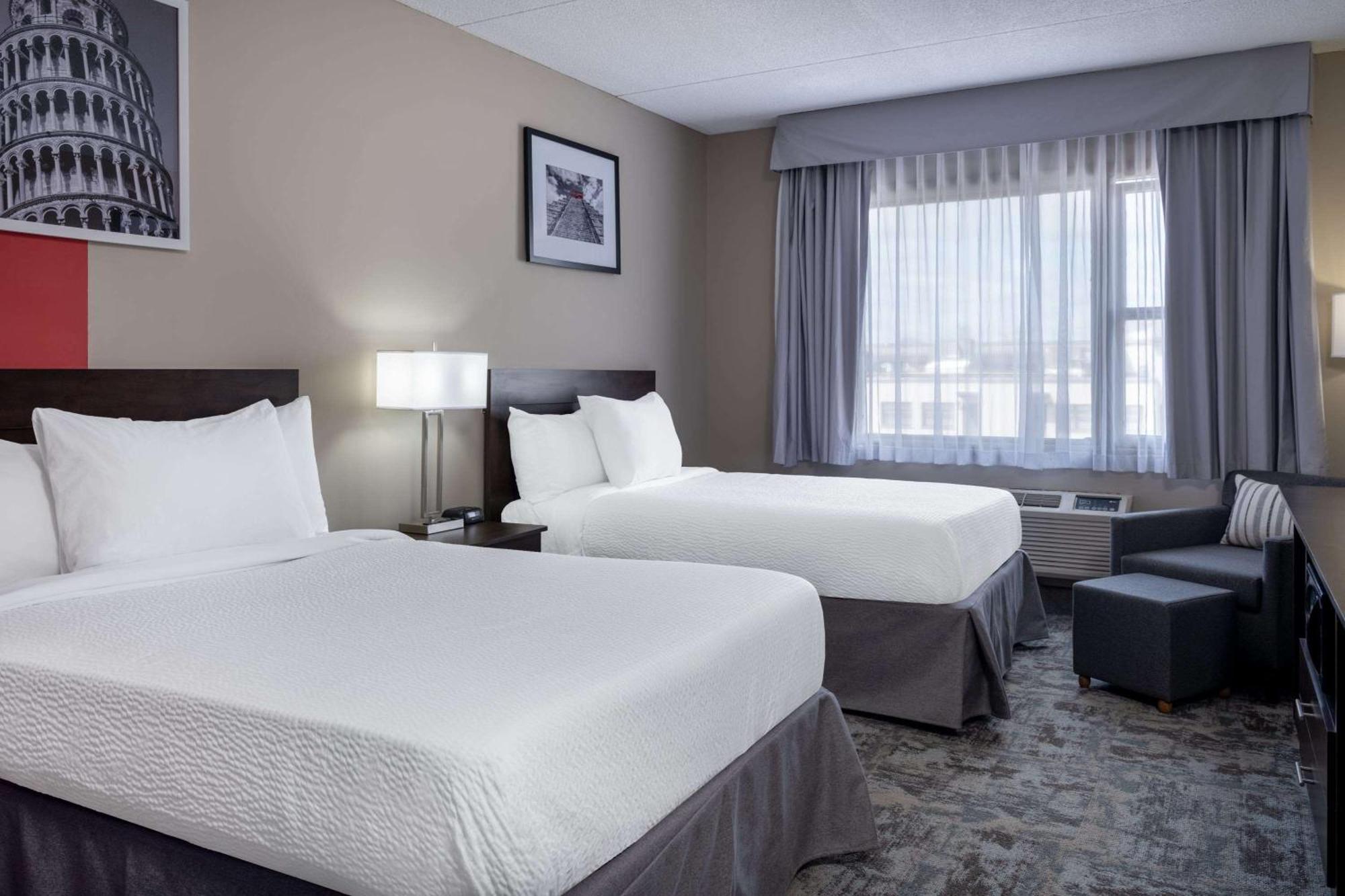 Ramada By Wyndham Thunder Bay Airlane Hotel Ngoại thất bức ảnh